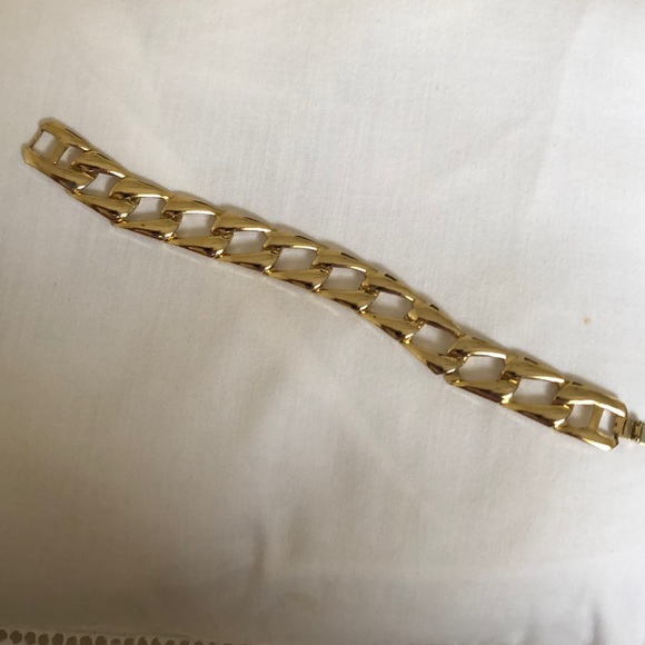 Gold Cuban Link Costume Bracelet - Picture 2 of 5
